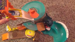 Hot Wheels Shark Park Playset  Unboxing and Demonstration [upl. by Annayrb568]