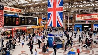 A Walk Through The London Victoria Station London England [upl. by Irby]