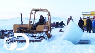 Mining at the Bottom of the Bering Sea During an Arctic Winter  Gold Divers [upl. by Sekoorb340]