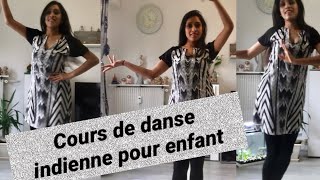 Danse indienne Bollywood pour enfants Aaja Nachle [upl. by Ydaf]